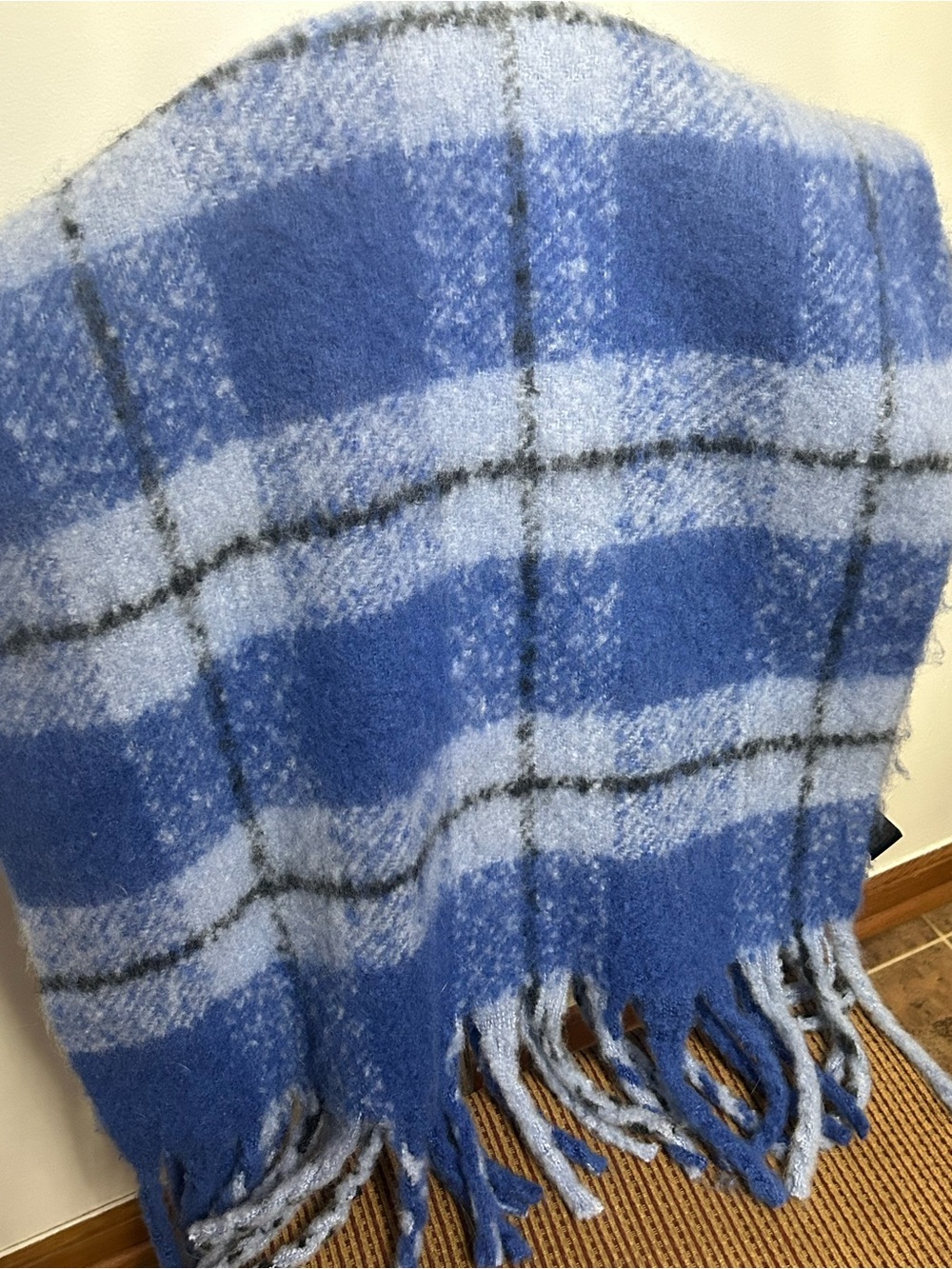 Steve Madden Blue Plaid Fuzzy Blanket Scarf Throw Fringe Oversized Wrap